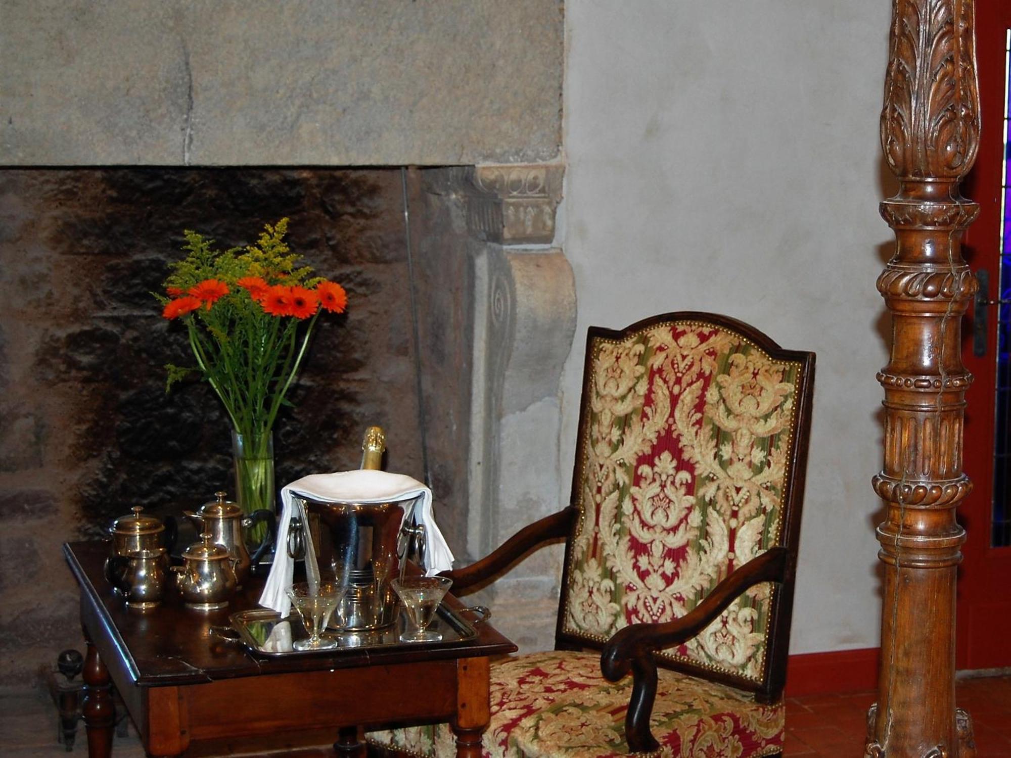 Chateau La Servayrie - Chambre D'Hotes Marcillac-Vallon Kamer foto